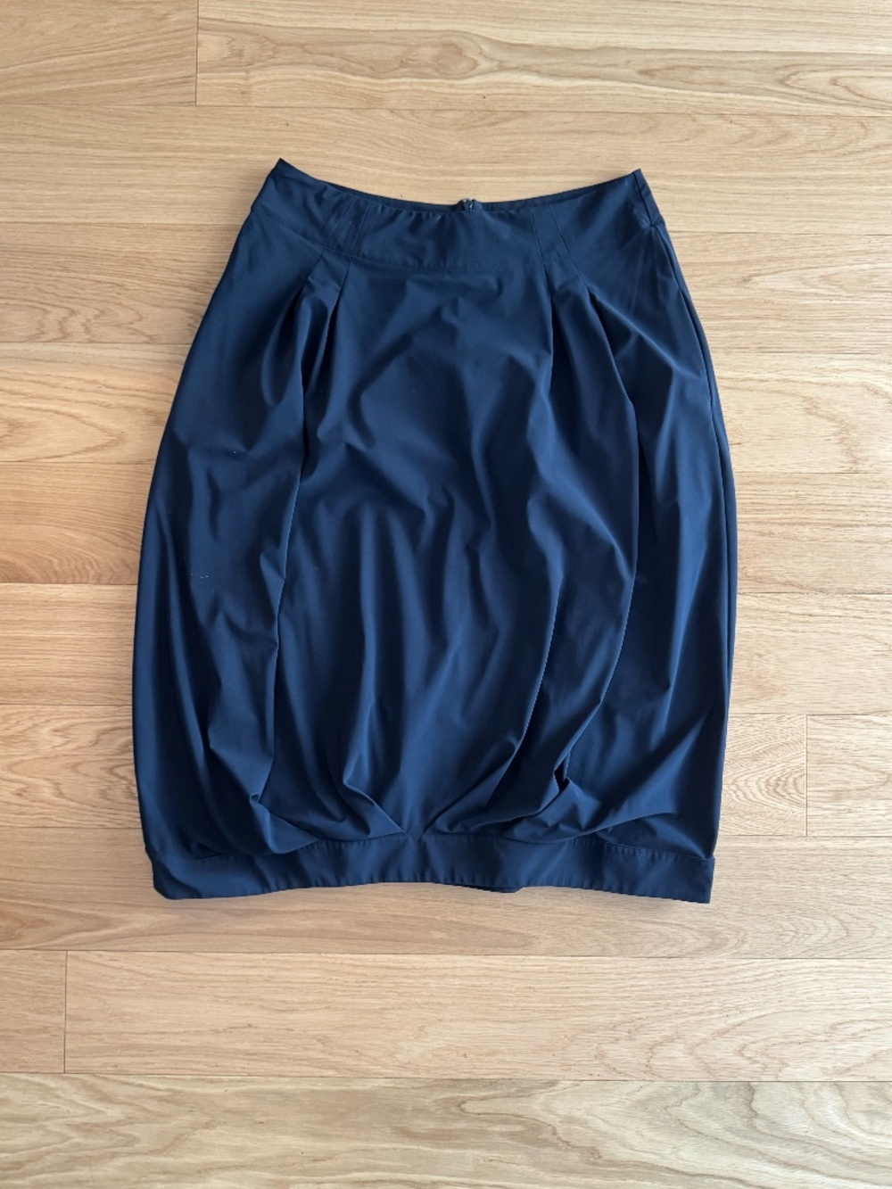 Crea Concept skirt in navy - Size 10